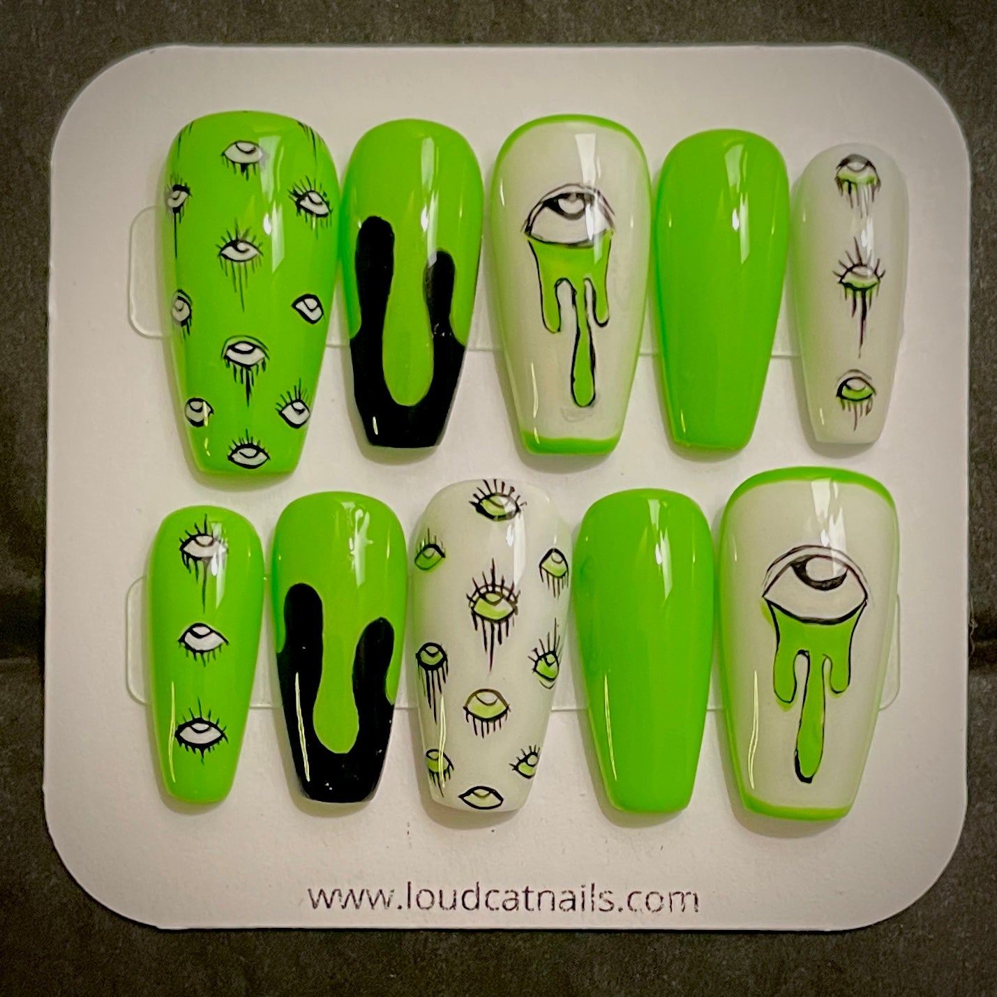 Green eyes and slime set