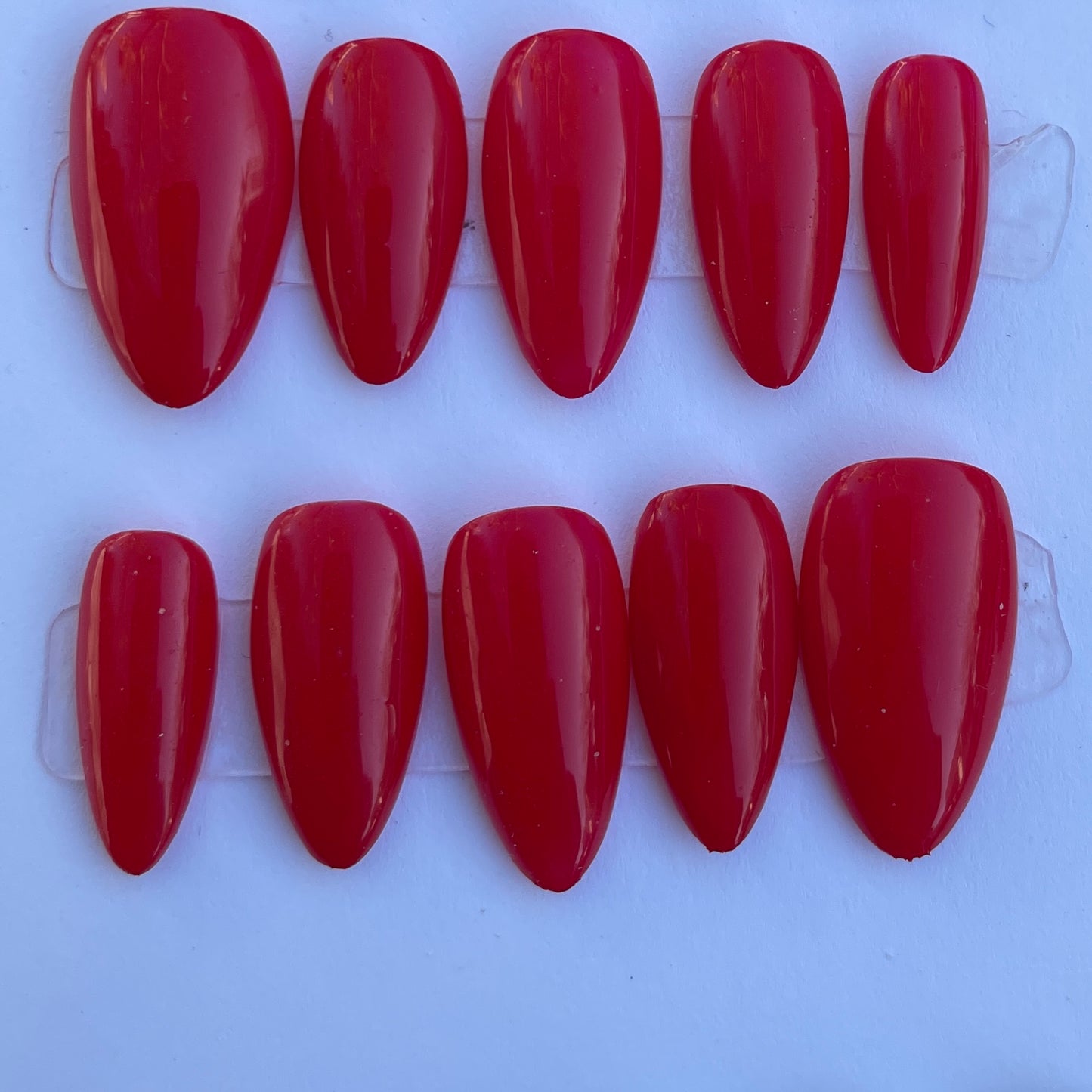 Red plain set