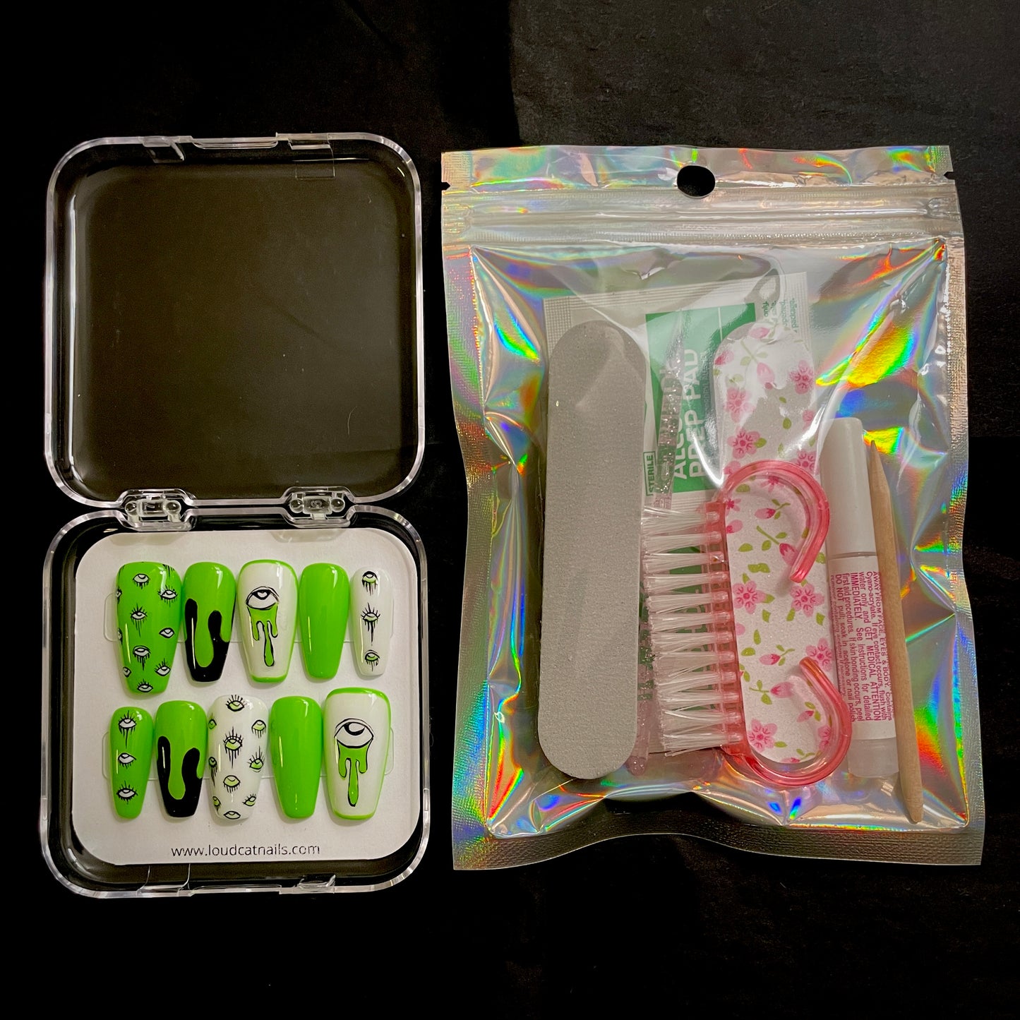 Green eyes and slime set